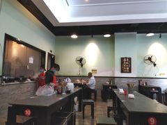 -春阳水饺(香槟广场店)