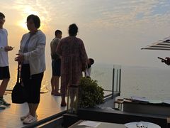 -网红落日悬崖餐厅 The Sky Gallery