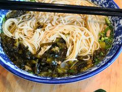 雪菜肉丝面-裕兴记·三虾面(西北街总店)