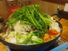 八爪鱼牛肉锅-东吉馆韩式餐厅(八经街总店)