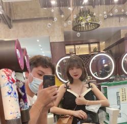 -十六番发型师事务所