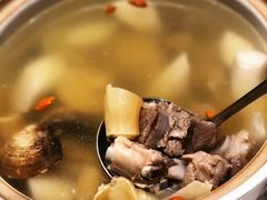 -榕树下海鲜馆(坪山路店)