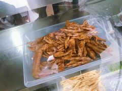 -清泉食杂店