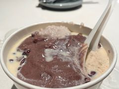 火山红豆牛奶冰-鲜芋仙(罗斯福店)