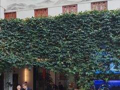 -千滋百味·醉江澜花园餐厅(街道口店)