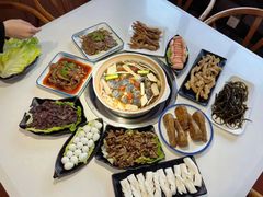 -土连锅·现熬养生汤锅(梁家巷店)