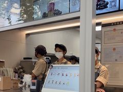 -喜茶(上海淮海中路渔阳里店)
