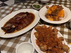 -新大咀港式茶餐厅(宝山万达店)