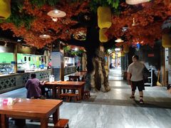 大堂-艳阳天民俗村(公园路店)