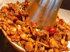 -老佛爷铜炉蛙锅(海岸城店)