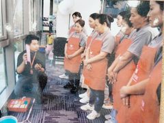 -天鹅到家·保姆月嫂育儿嫂(蔚蓝海岸店)