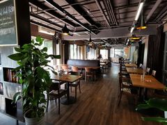 -Geneva日内瓦餐厅(西郊宝成花苑店)