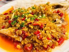 -堂瓦里·33年传统赣菜(第一街区店)