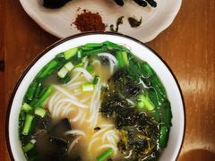 -子宸什夹婆乌鸡米线弹子石店(泽科·星泽汇店)