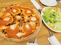 -城市大道红炉披萨烘焙坊