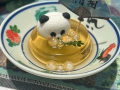 -刘姐啤酒鱼民族演艺餐厅(西街总店)