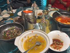 -呷湘厨·鱼汤捞饭(国家会展中心店)