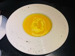 南瓜汤-C&R西班牙餐厅