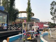 -美心红酒小镇游乐园