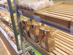 面包甜点陈列柜-沁园(新解放碑附二院店)