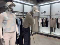 -迪桑特DESCENTE(青岛山东路万象城店)
