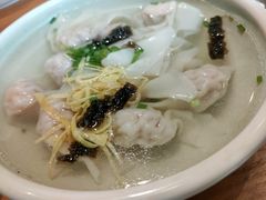 招牌鲜虾小馄饨-苏小柳手作点心(控江旭辉分院)
