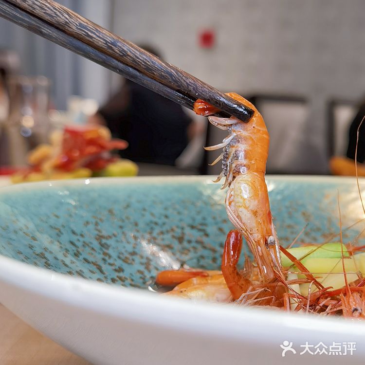 细腻精美淮扬菜系!清风水墨世博江宴~