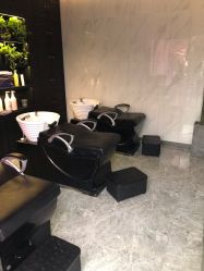 -变画·发型STUDIO