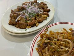 -明本湛江鸡•海鲜小厨(陈家祠店)