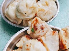 -依云煎包店