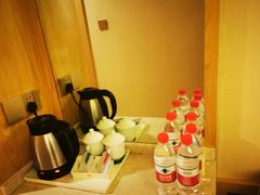 -维也纳酒店(重庆西站巴国城店)