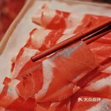  讲真的！在上海就吃过这一次正宗的山泉清水铜锅涮肉‼️