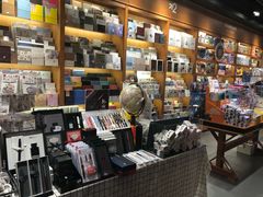 -西西弗书店&矢量咖啡(凯德晶萃广场店)