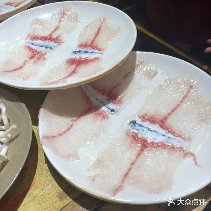 龙灵阁重庆斑鱼火锅(秀沿路店)斑鱼片图片