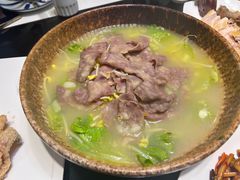 -南京金牛湖巨碗鱼头