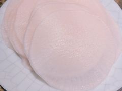 腌萝卜片-猪啊牛呀羊啊铜盘烤肉(正大广场店)