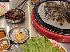 -哈哈碳都·牛肋条无限自助烤肉(宝龙店)