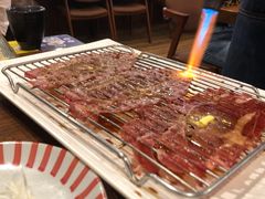 铺天盖地顶级澳牛肉火焰寿司-仙隐小鹿中華の日料(正弘城店)