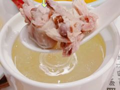 -老乡鸡(上海白玉兰广场店)