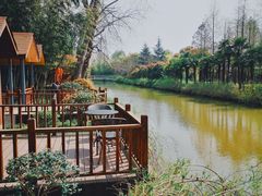 -上海怡沁园度假酒店
