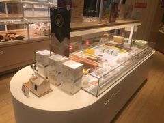 -好利来(万卉路店)