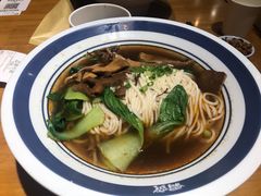 -霸蛮湖南菜·牛肉粉(荣京西街店)