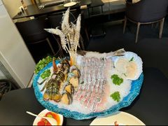 -鲜入唯煮·港式海鲜牛肉火锅(金宝街店)