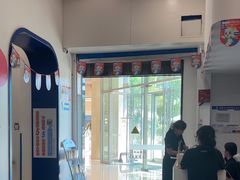 -龙格亲子游泳•水育早教运动中心
