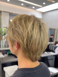 -苏奇发型·烫发染发