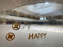 -陈露国际冰上中心(天津嘉里汇店)