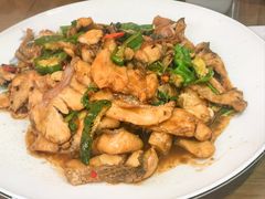 -鲁南仔·滕州炒鸡(经三路店)