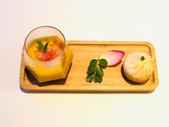 杨枝甘露生煎包-松鹤楼·非遗·苏帮菜(融科店)