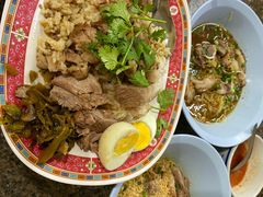 -马里奥明星猪脚饭