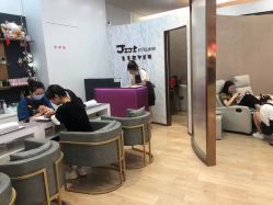 -吉吉靓甲美睫